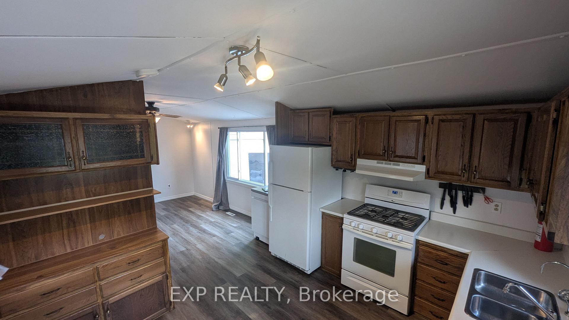 Photo 11 of Unit 73, 1085 10th Concession Road W, Hamilton, Rural Flamborough — HOMEH