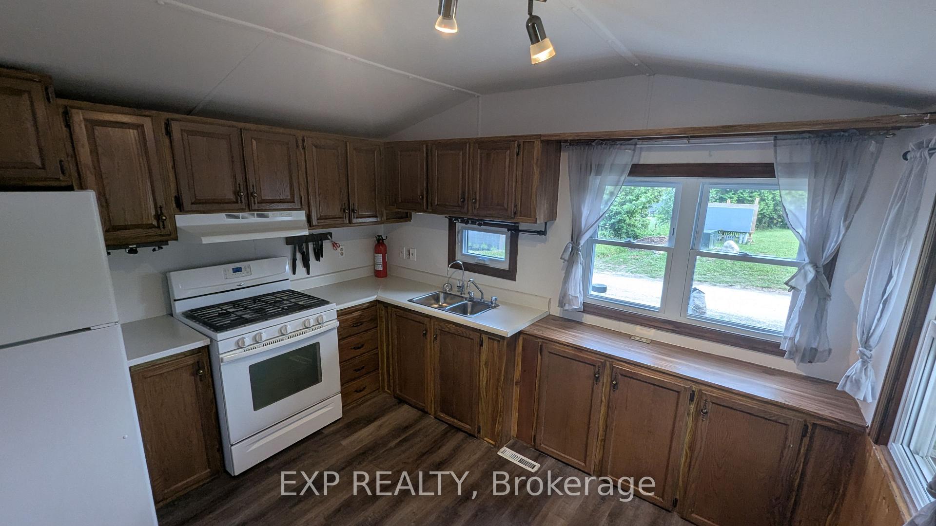 Photo 12 of Unit 73, 1085 10th Concession Road W, Hamilton, Rural Flamborough — HOMEH