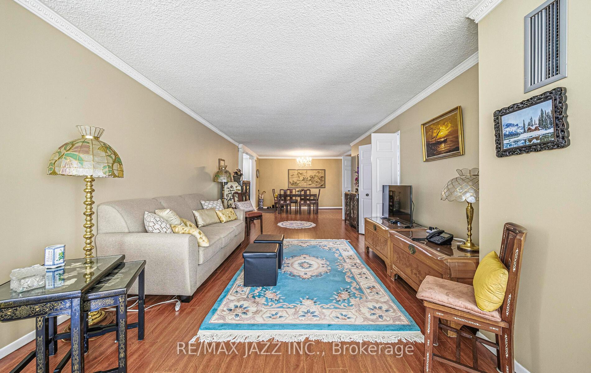 Photo 5 of Unit 801, 2330 Bridletowne Circle, Scarborough, L'Amoreaux — HOMEH