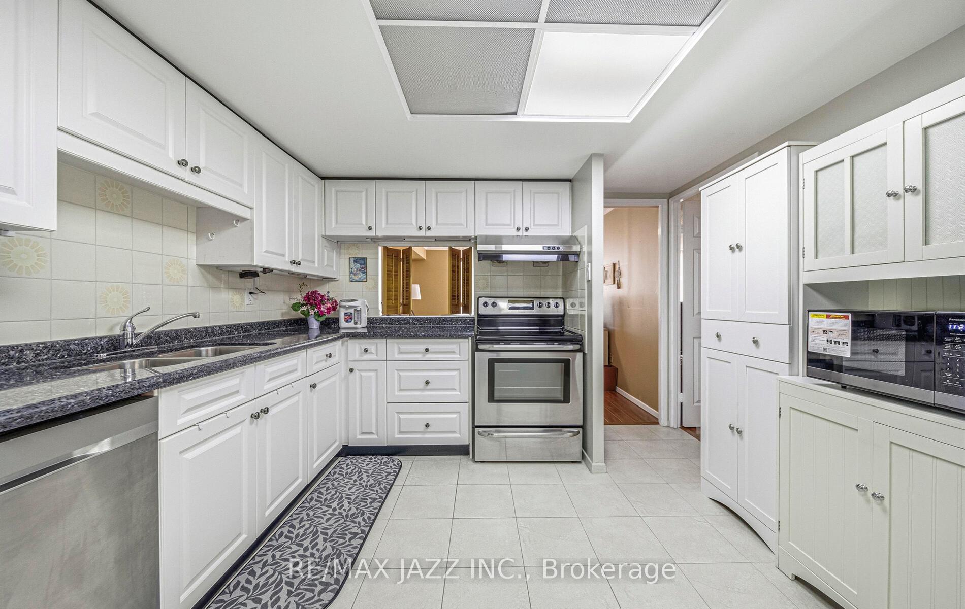 Photo 9 of Unit 801, 2330 Bridletowne Circle, Scarborough, L'Amoreaux — HOMEH