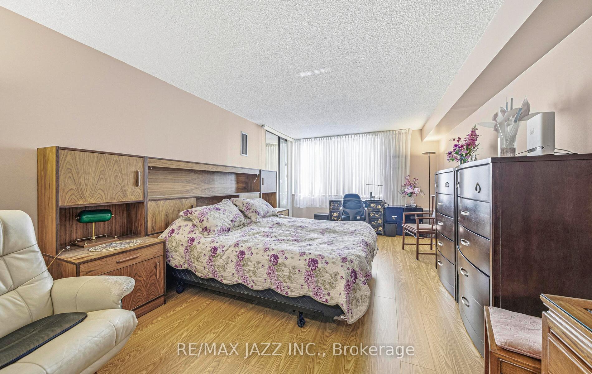 Photo 18 of Unit 801, 2330 Bridletowne Circle, Scarborough, L'Amoreaux — HOMEH