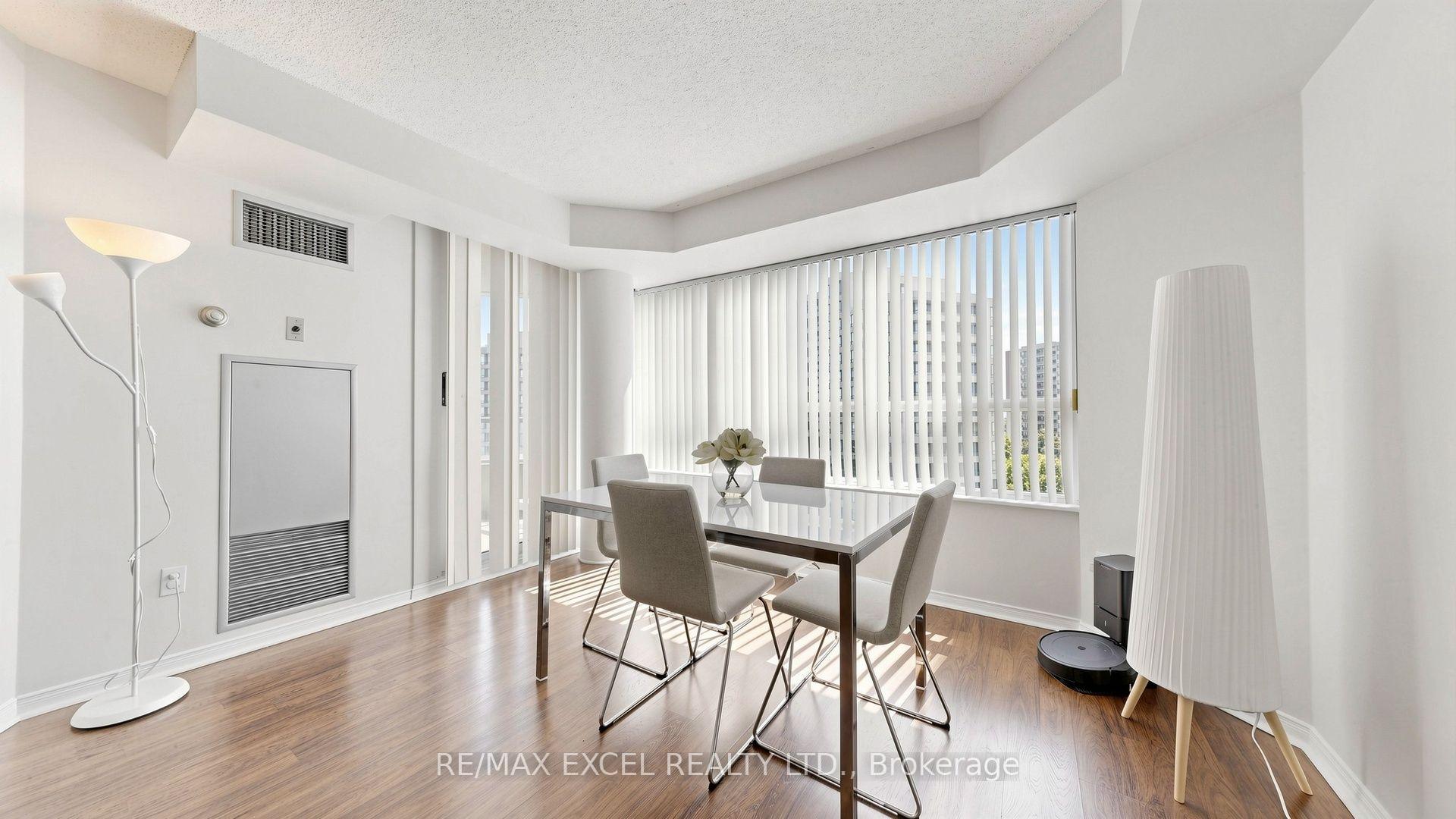 Photo 15 of Unit 718, 11 Townsgate Drive, Vaughan, Crestwood-Springfarm-Yorkhill — HOMEH