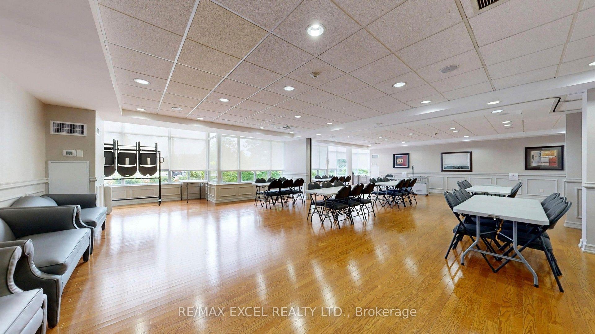 Photo 35 of Unit 718, 11 Townsgate Drive, Vaughan, Crestwood-Springfarm-Yorkhill — HOMEH