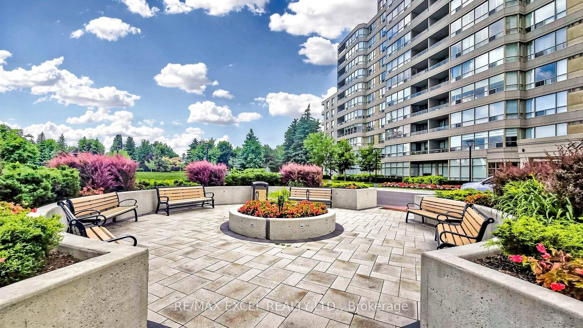 Photo 38 of Unit 718, 11 Townsgate Drive, Vaughan, Crestwood-Springfarm-Yorkhill — HOMEH