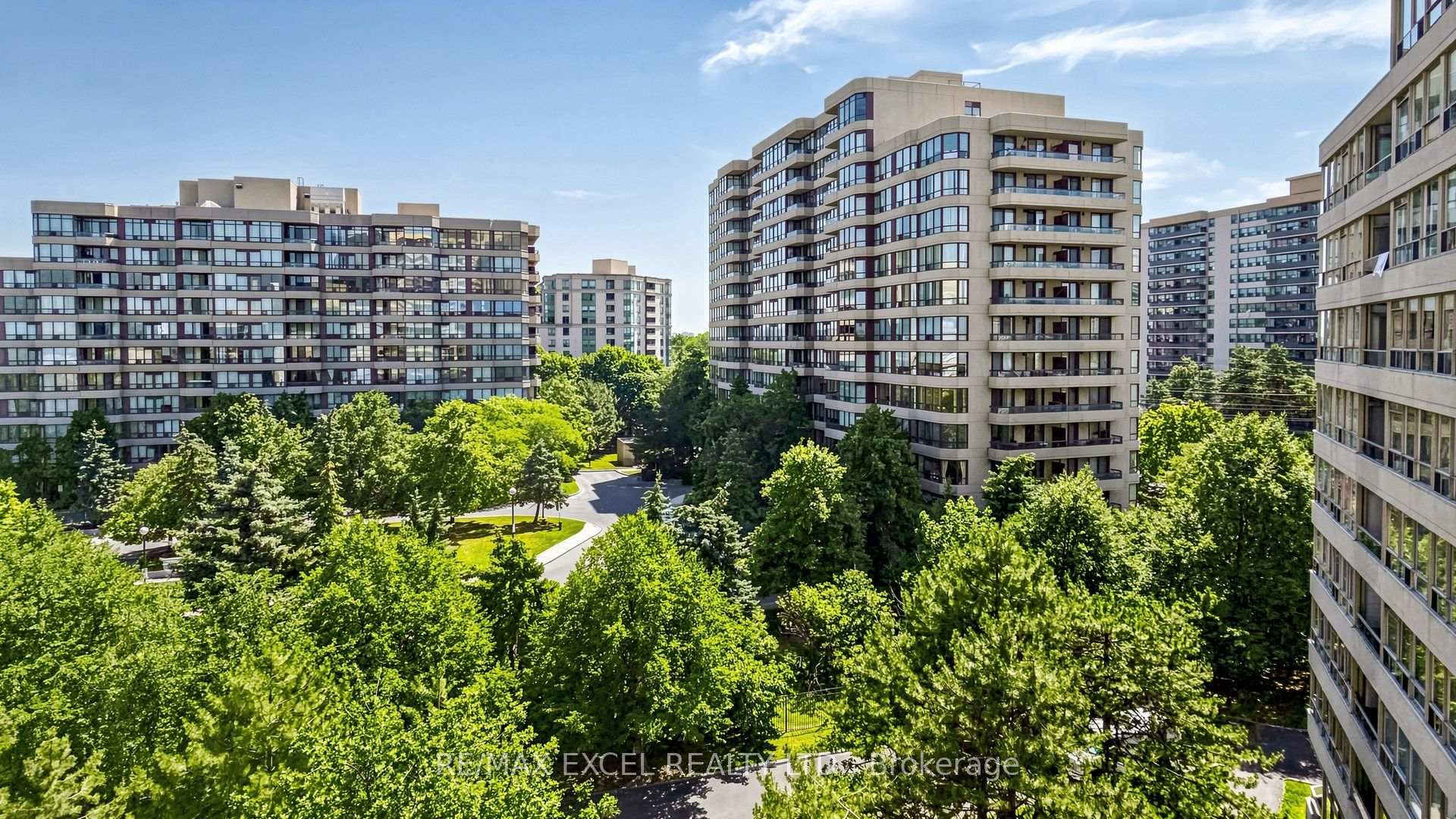 Photo 40 of Unit 718, 11 Townsgate Drive, Vaughan, Crestwood-Springfarm-Yorkhill — HOMEH