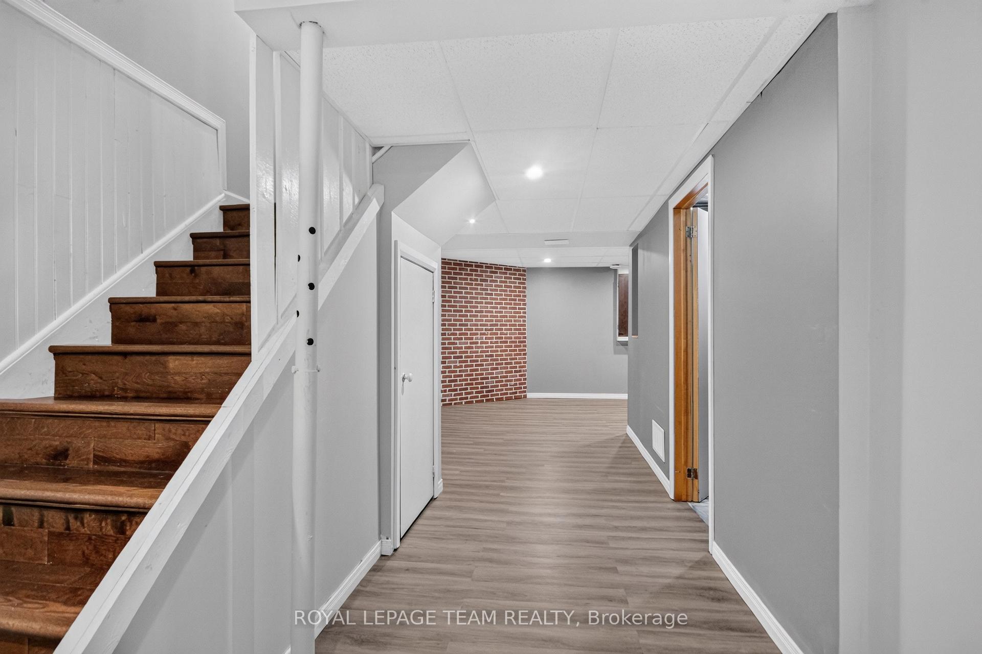 Photo 36 of Unit 9, 18 Chisholm Court, Ottawa, Kanata - Beaverbrook — HOMEH