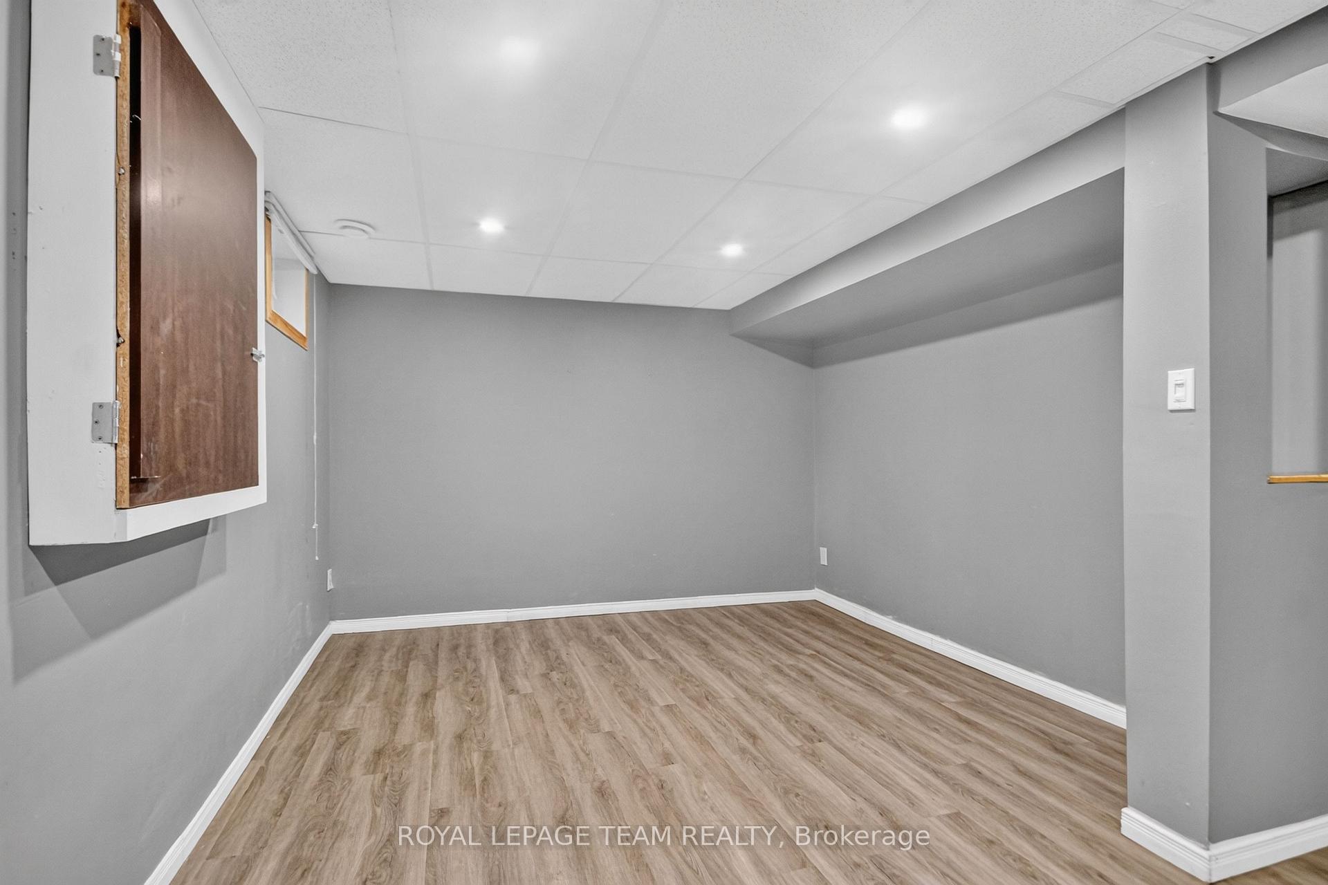 Photo 40 of Unit 9, 18 Chisholm Court, Ottawa, Kanata - Beaverbrook — HOMEH