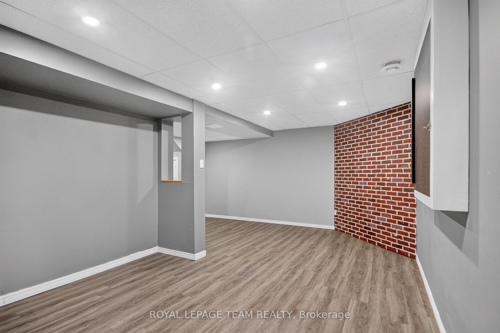 Photo 41 of Unit 9, 18 Chisholm Court, Ottawa, Kanata - Beaverbrook — HOMEH