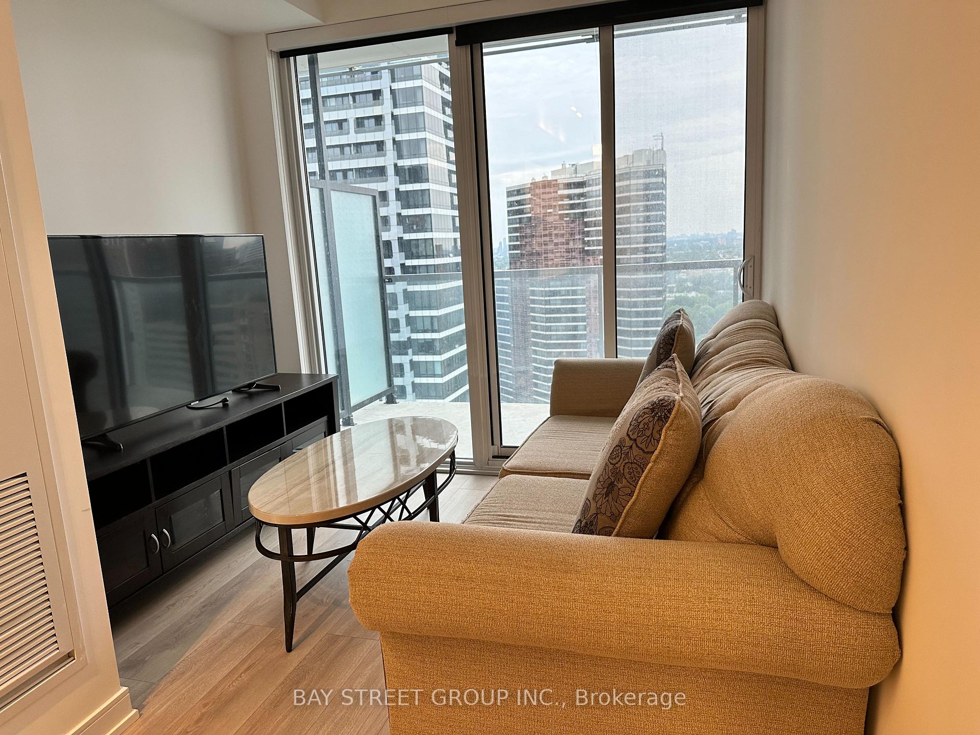 Photo 5 of Unit 3012, 3 Gloucester Street, Toronto, Church-Yonge Corridor — HOMEH