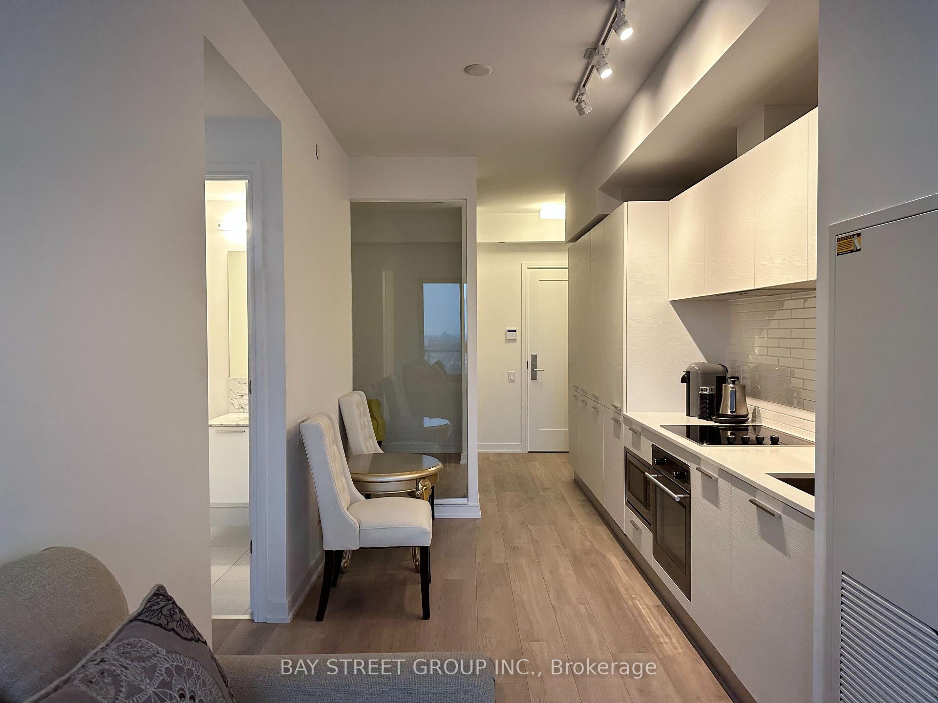 Photo 6 of Unit 3012, 3 Gloucester Street, Toronto, Church-Yonge Corridor — HOMEH