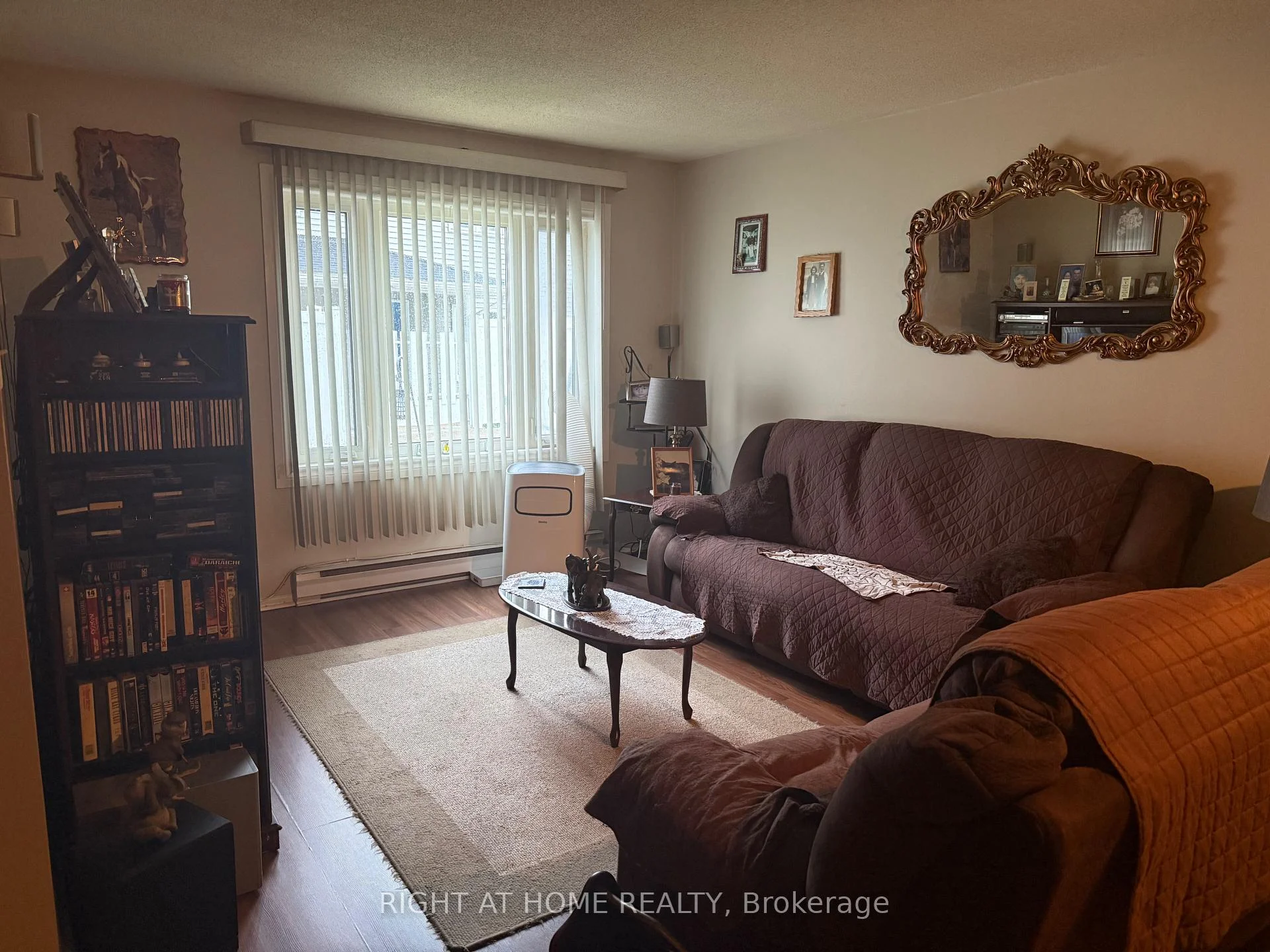 Photo 15 of Unit E, 1035 Cummings Avenue E, Ottawa, Cyrville — HOMEH