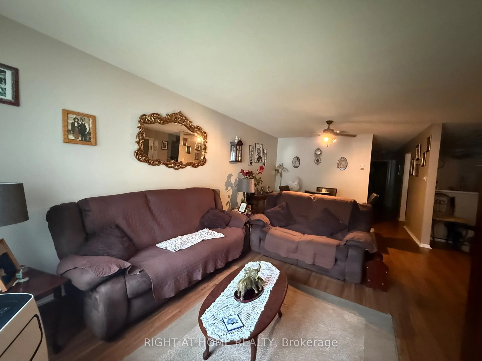Photo 16 of Unit E, 1035 Cummings Avenue E, Ottawa, Cyrville — HOMEH