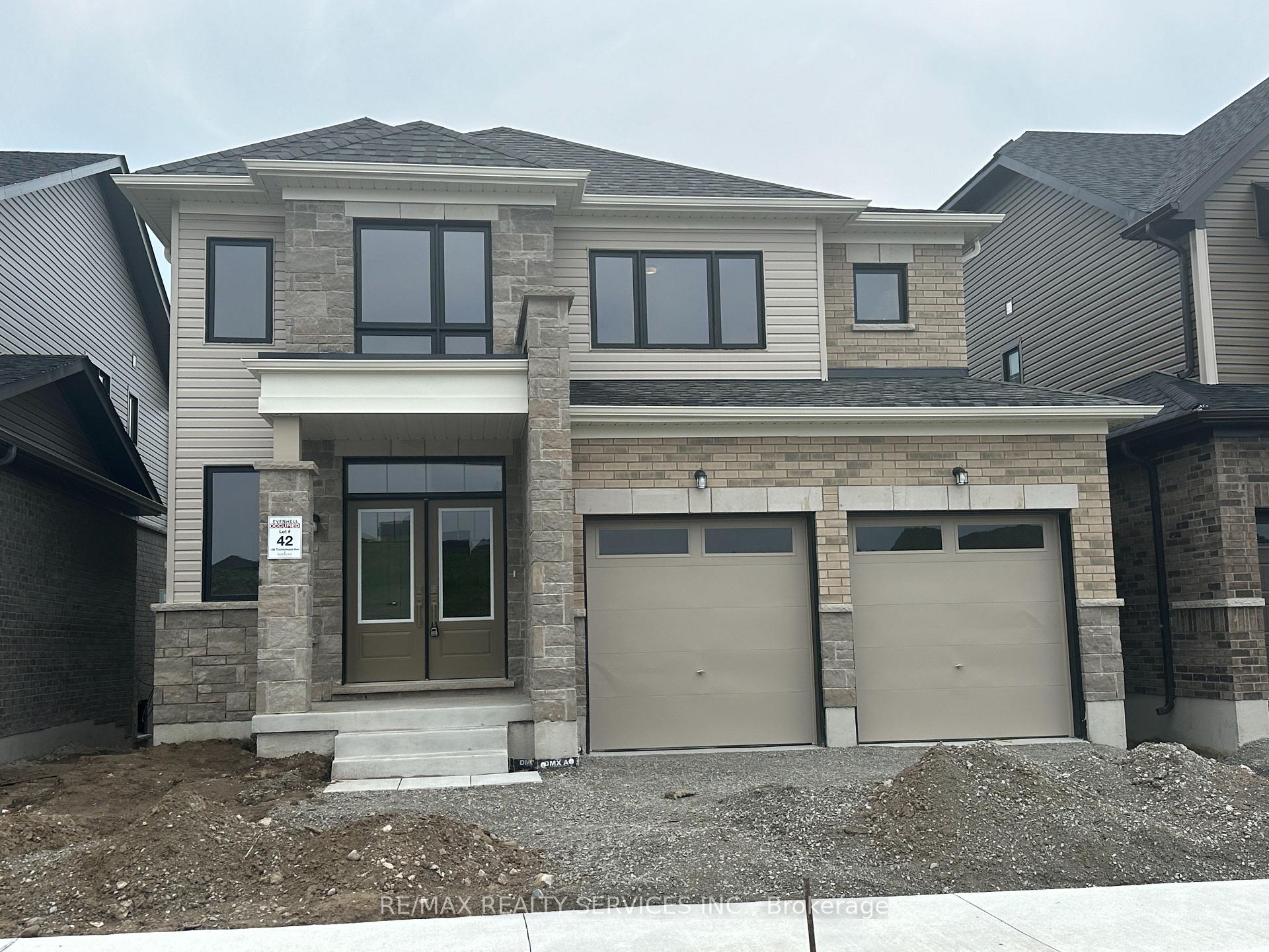 Photo 1 of 136 Thicketwood Avenue, Barrie, Rural Barrie Southeast — HOMEH