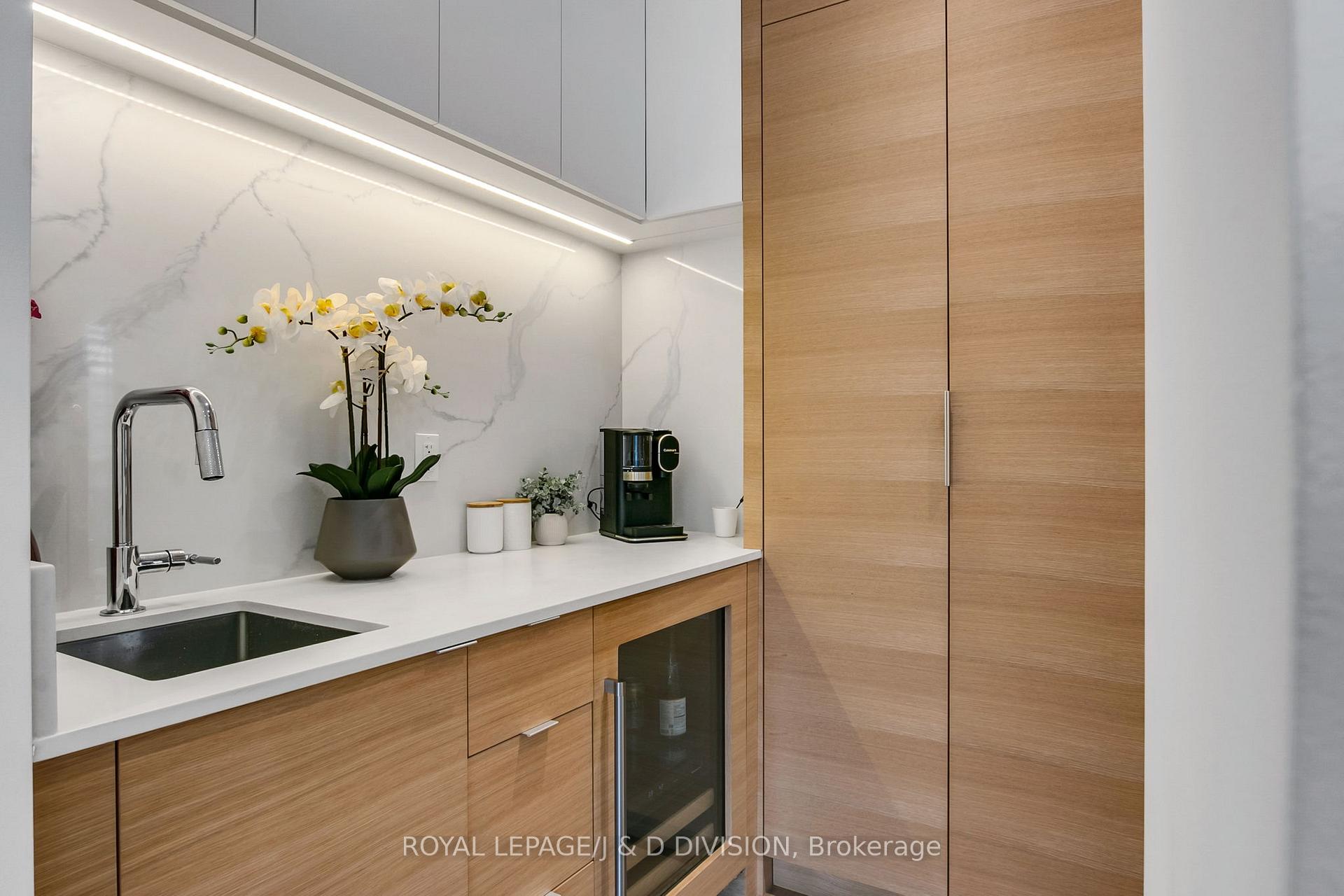 Photo 19 of 414 Glengarry Avenue, Toronto, Bedford Park-Nortown — HOMEH