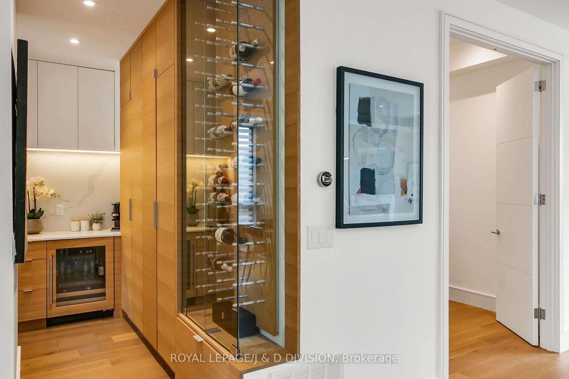 Photo 20 of 414 Glengarry Avenue, Toronto, Bedford Park-Nortown — HOMEH