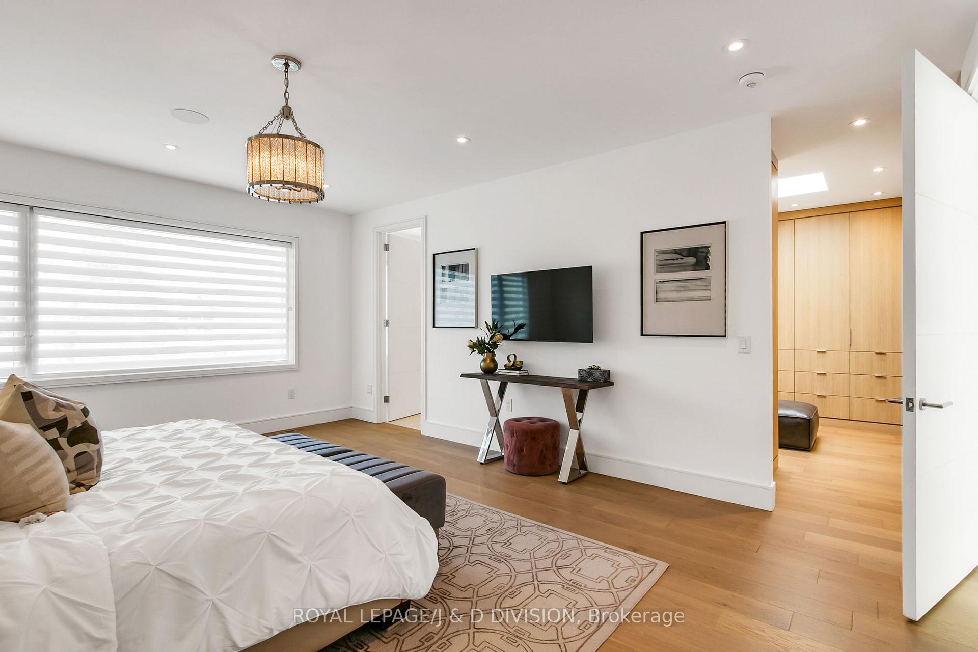Photo 26 of 414 Glengarry Avenue, Toronto, Bedford Park-Nortown — HOMEH