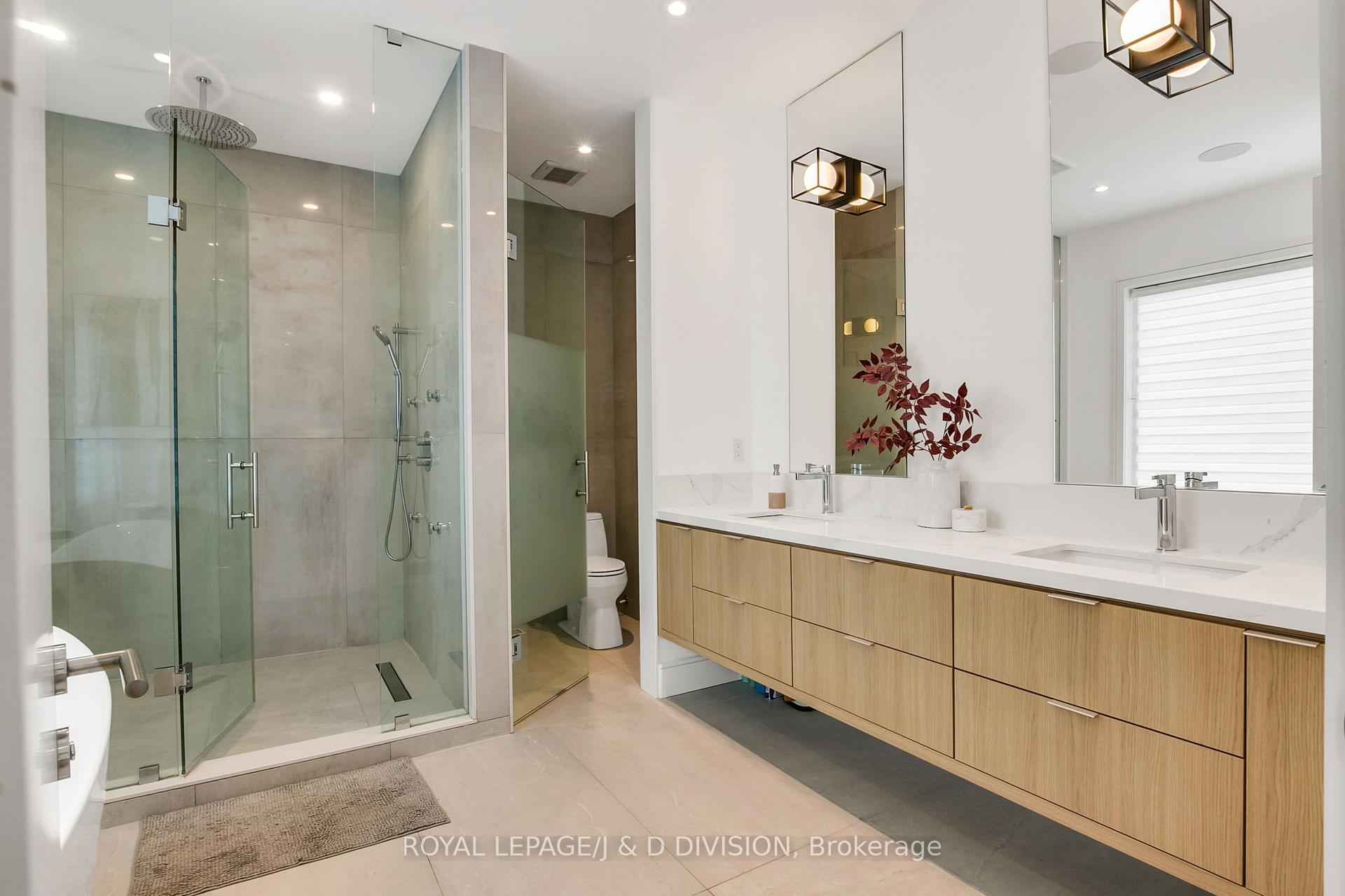 Photo 29 of 414 Glengarry Avenue, Toronto, Bedford Park-Nortown — HOMEH