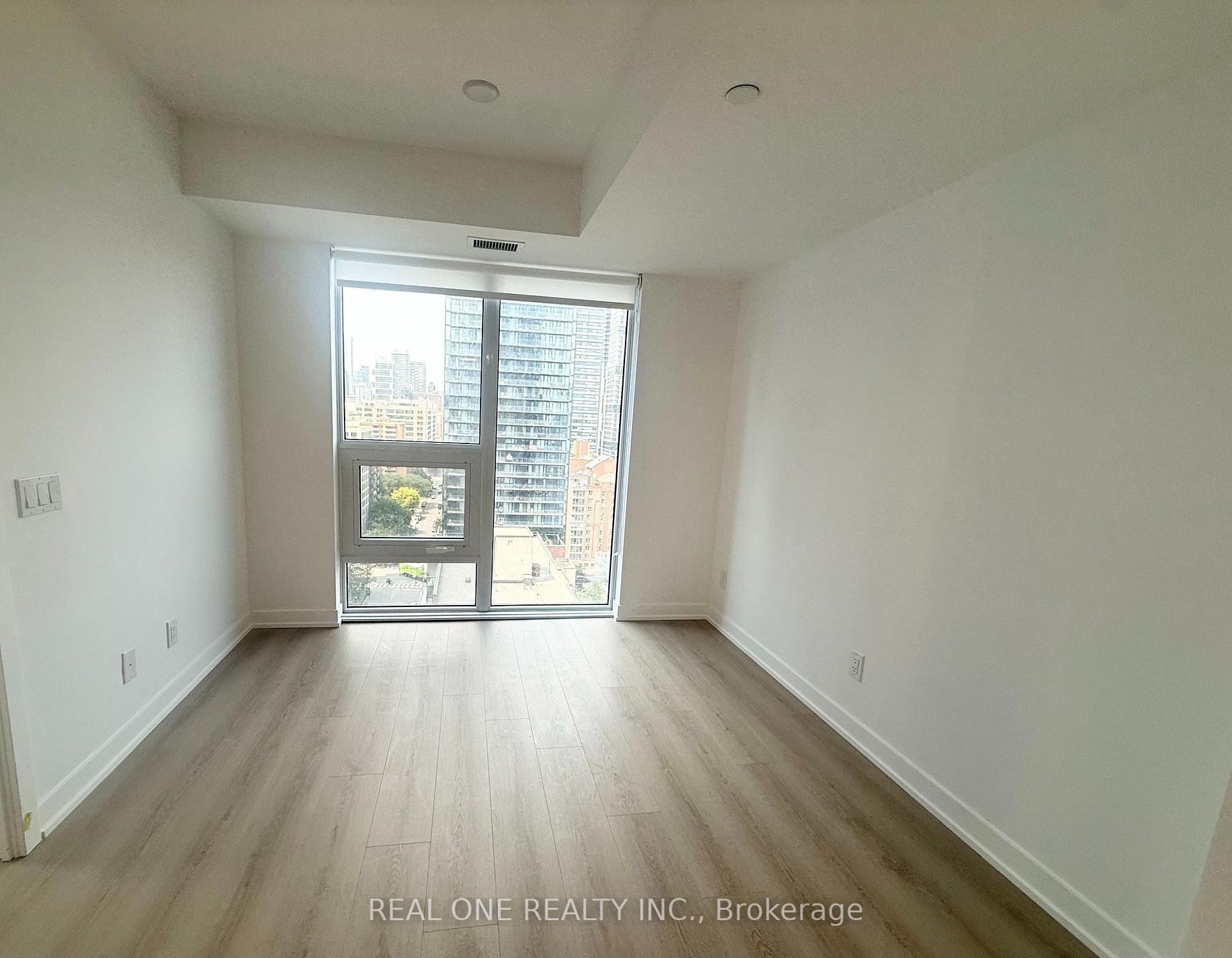 Photo 6 of Unit 2015, 100 Queen Street E, Toronto, Church-Yonge Corridor — HOMEH