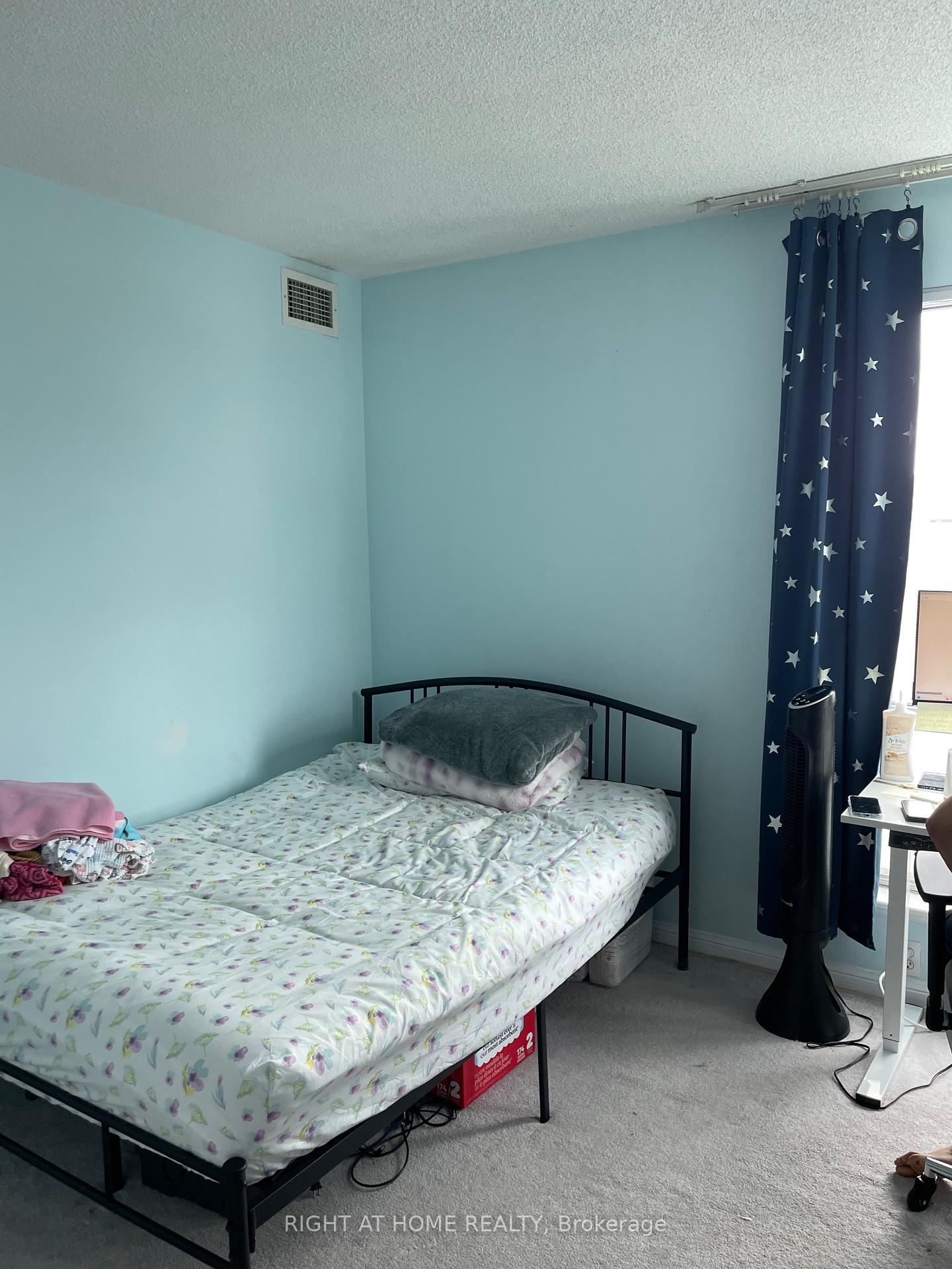 Photo 8 of Unit 1510, 1 Lee Centre Drive, Scarborough, Woburn — HOMEH