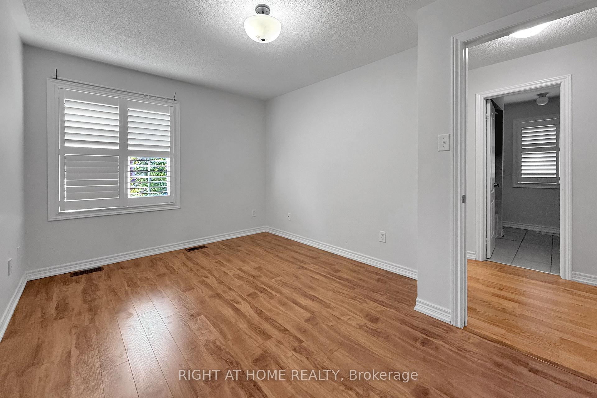 Photo 15 of 26 Mead Terrace, Markham, Wismer — HOMEH