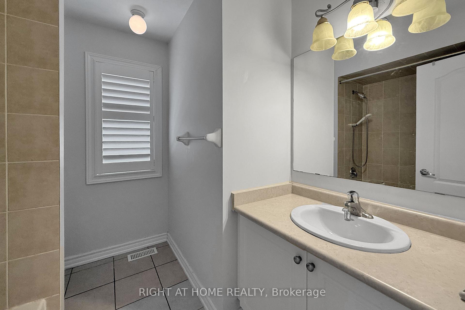 Photo 17 of 26 Mead Terrace, Markham, Wismer — HOMEH