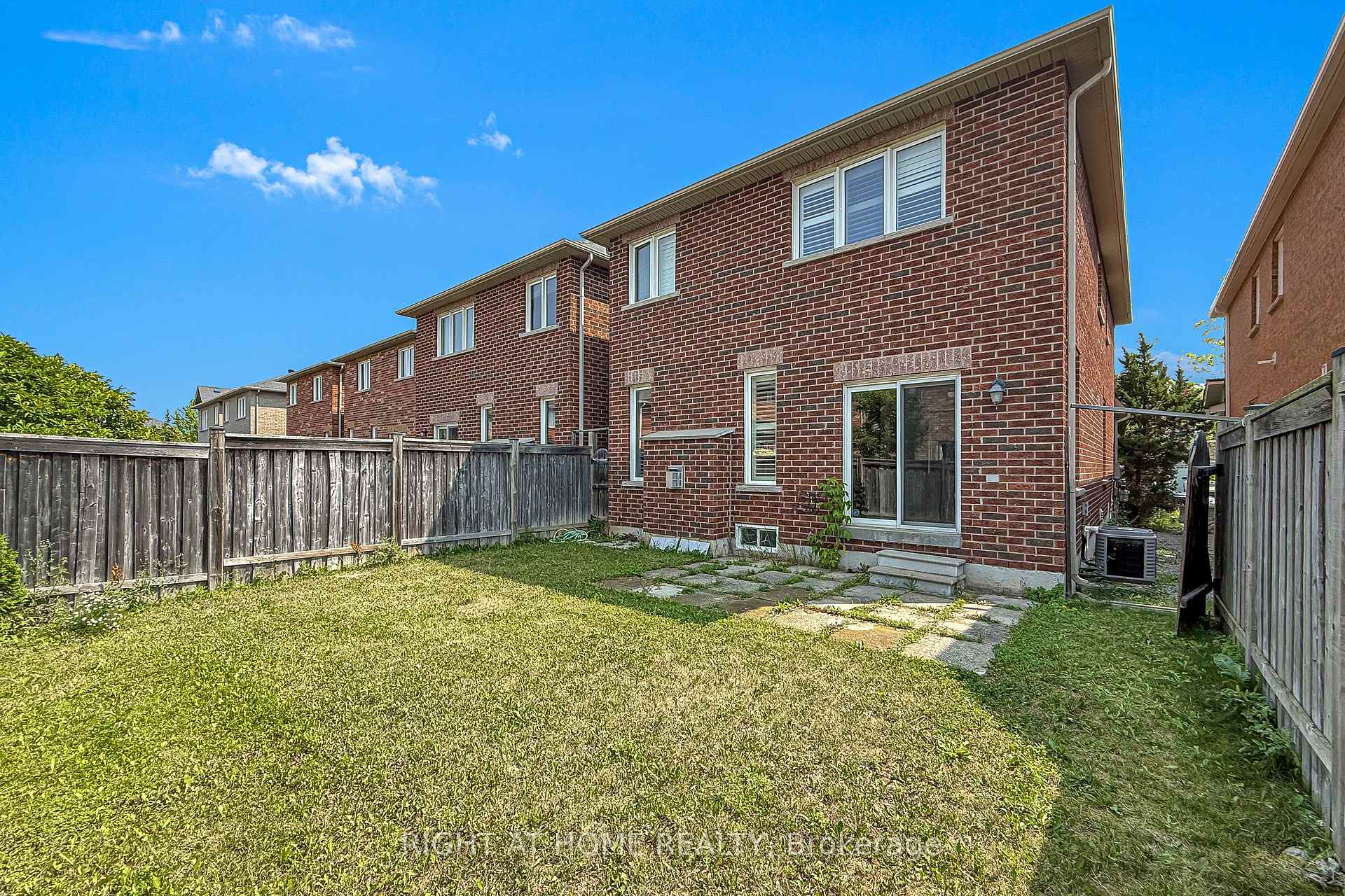 Photo 19 of 26 Mead Terrace, Markham, Wismer — HOMEH