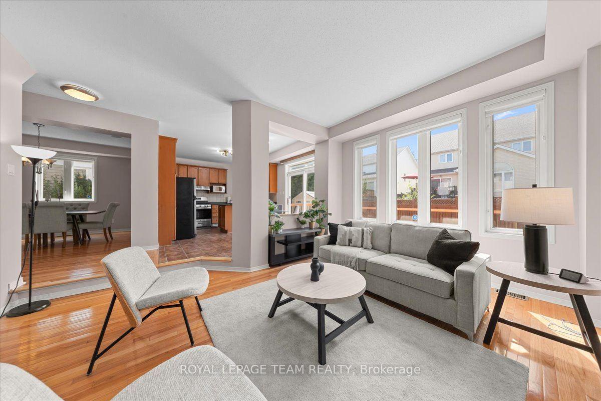 Photo 14 of 61 Shirley's Brook Drive, Ottawa, Kanata - Morgan's Grant/South March — HOMEH