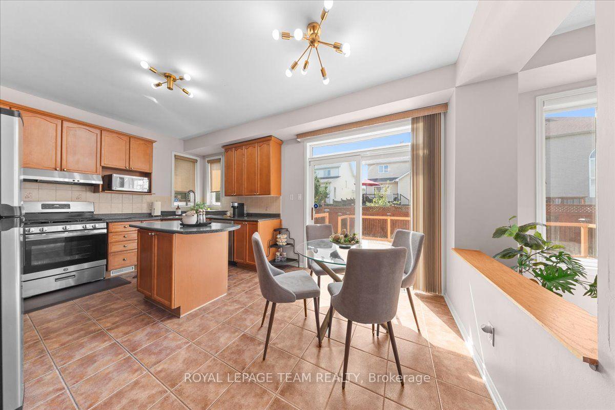 Photo 15 of 61 Shirley's Brook Drive, Ottawa, Kanata - Morgan's Grant/South March — HOMEH