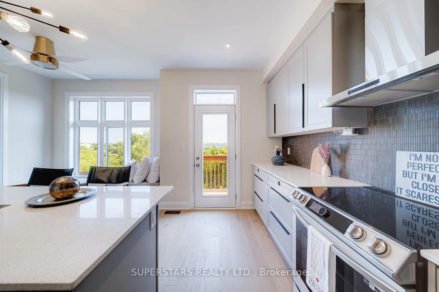 Photo 14 of 33 John Dallimore Drive, Georgina, Keswick South — HOMEH