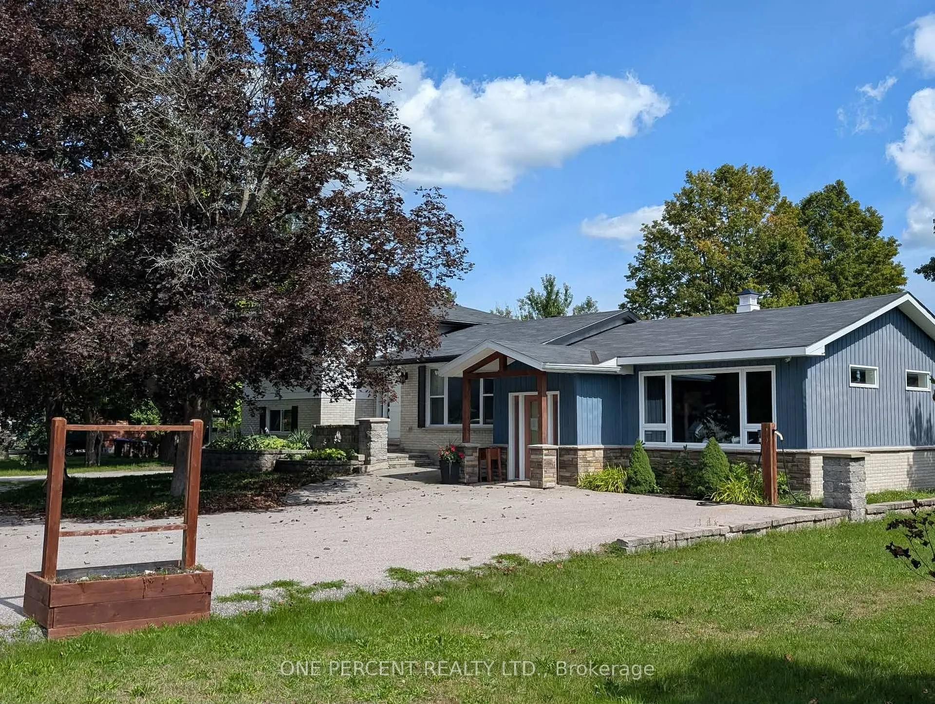 Photo 4 of 23 Finlay Mill Road, Springwater, Midhurst — HOMEH