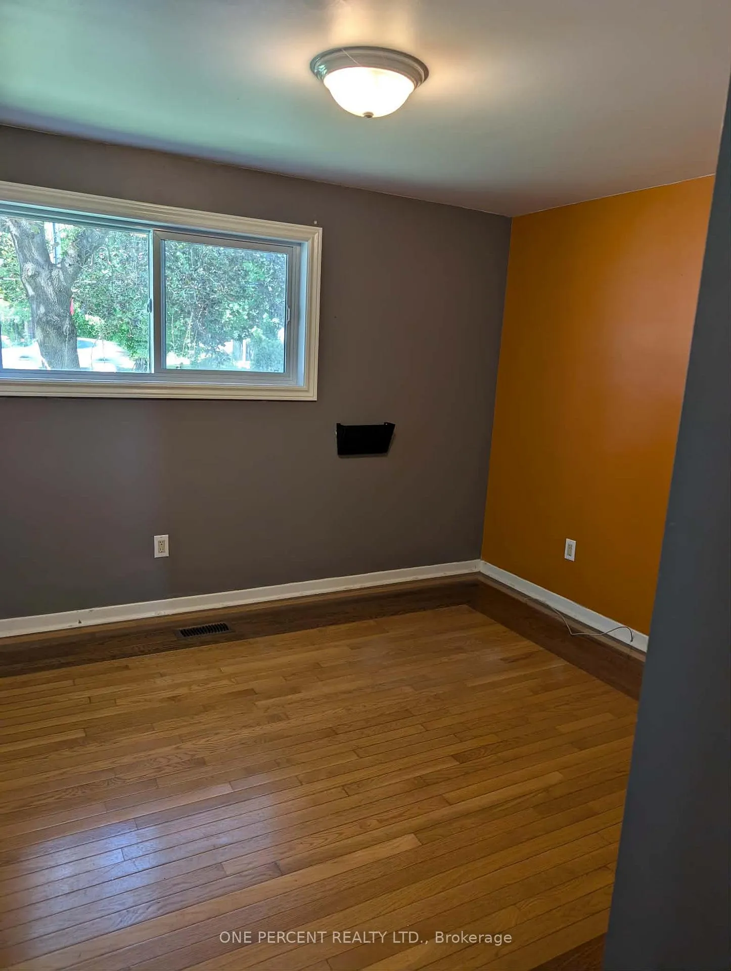 Photo 17 of 23 Finlay Mill Road, Springwater, Midhurst — HOMEH