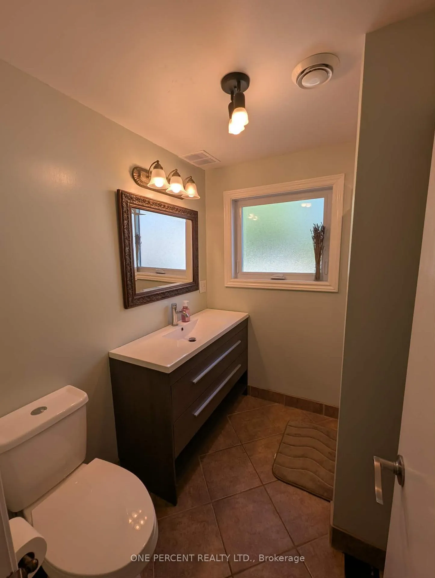 Photo 18 of 23 Finlay Mill Road, Springwater, Midhurst — HOMEH