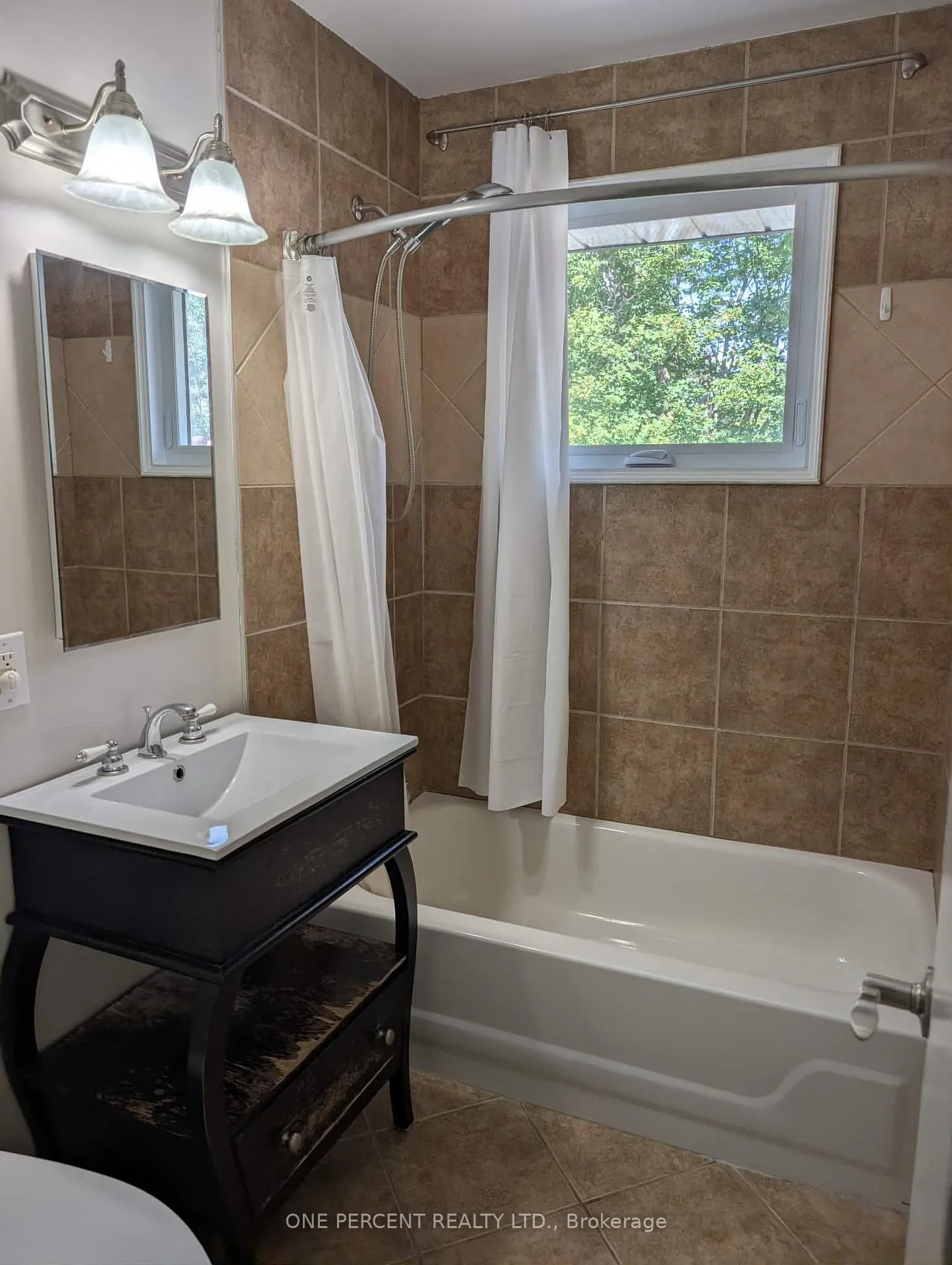 Photo 23 of 23 Finlay Mill Road, Springwater, Midhurst — HOMEH