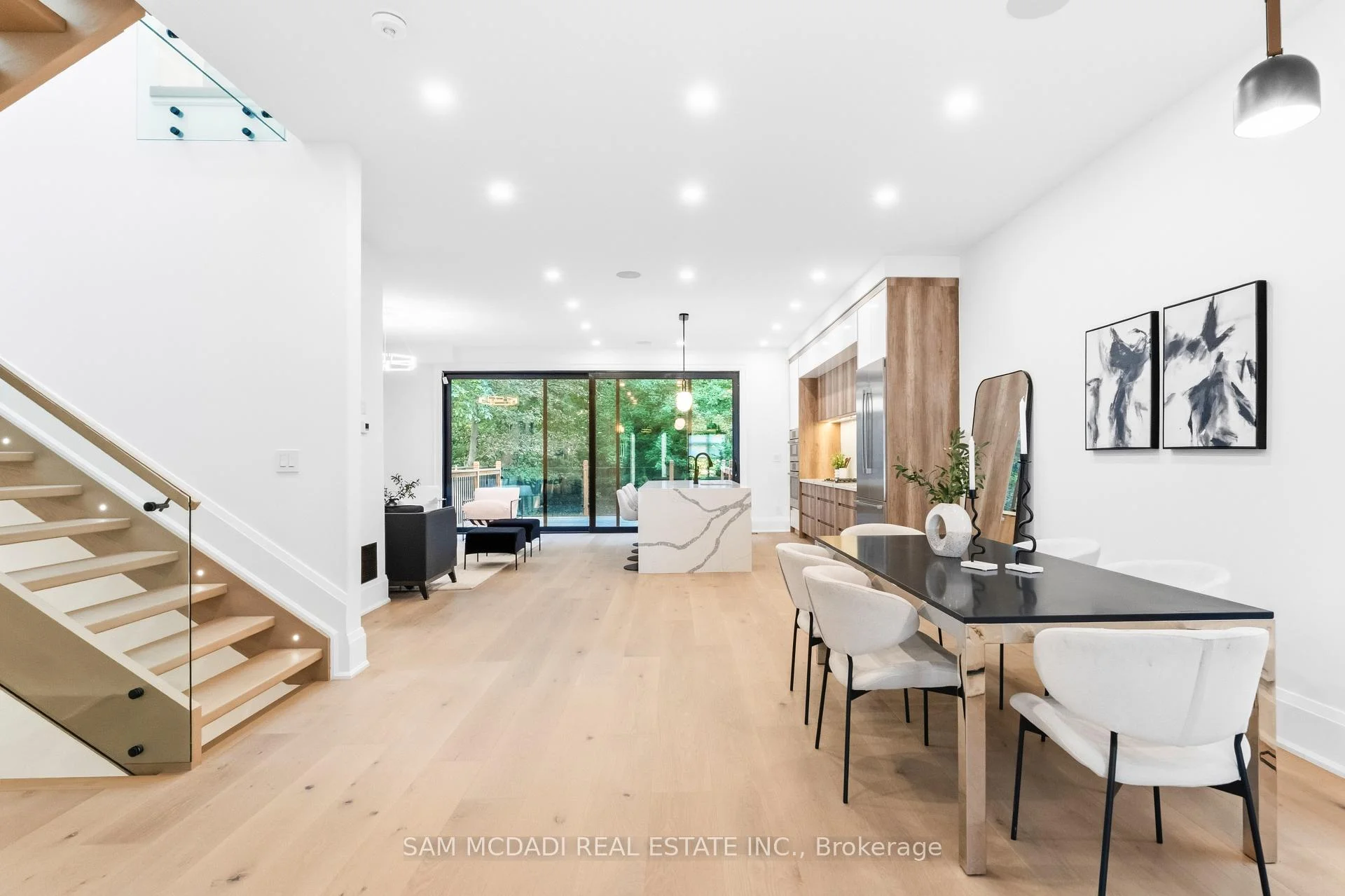 Photo 4 of 78 South Kingsway, Toronto, High Park-Swansea — HOMEH