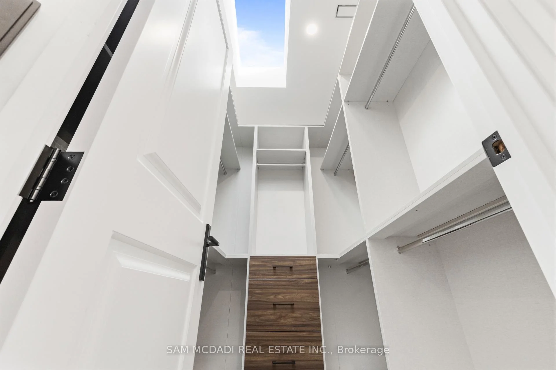 Photo 16 of 78 South Kingsway, Toronto, High Park-Swansea — HOMEH