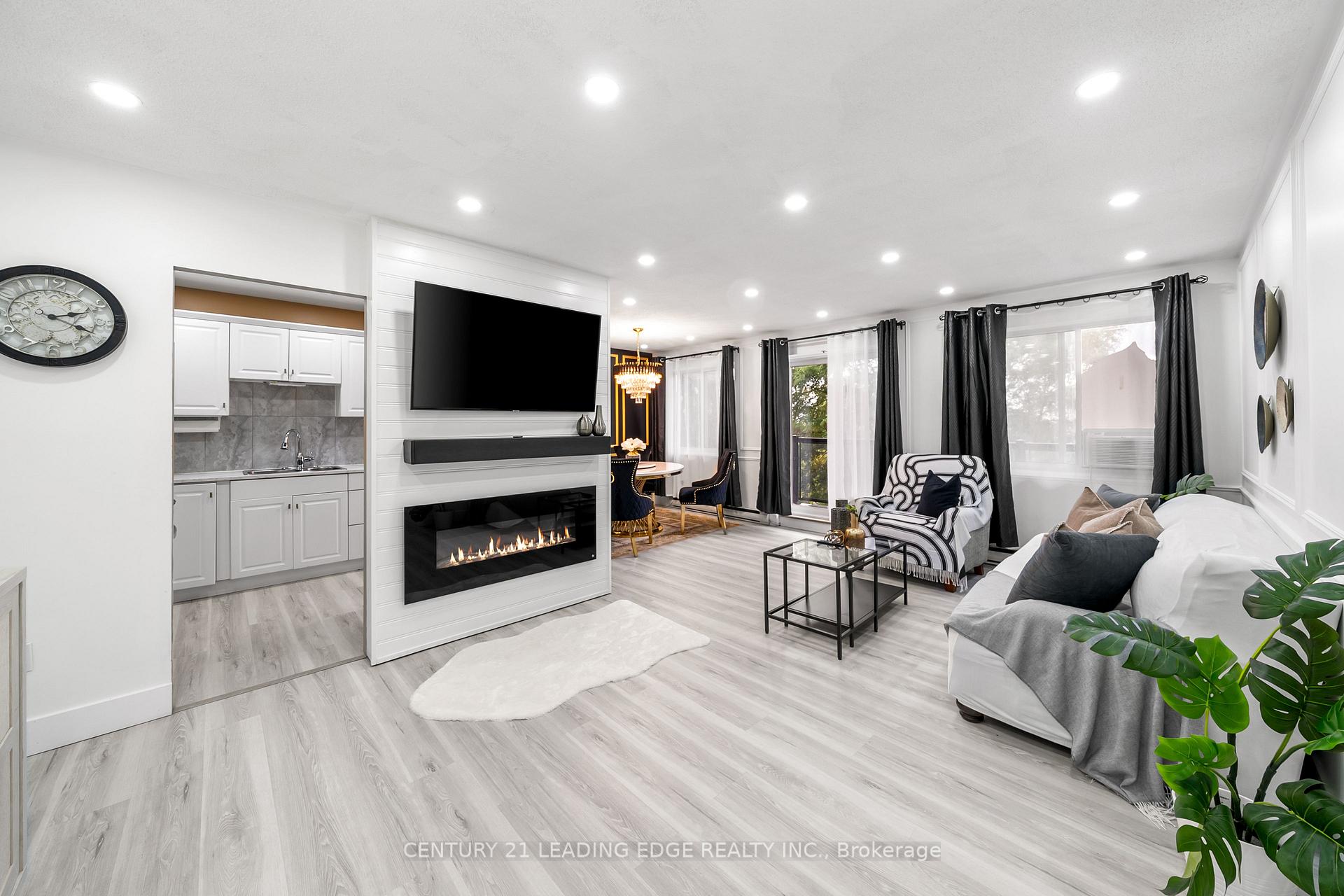 Photo 1 of Unit 502, 131 Taunton Road E, Oshawa, Centennial — HOMEH