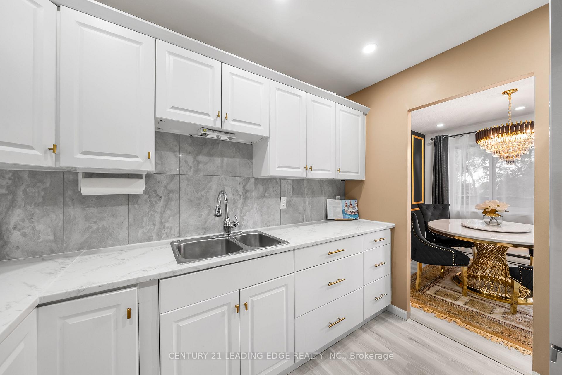 Photo 14 of Unit 502, 131 Taunton Road E, Oshawa, Centennial — HOMEH