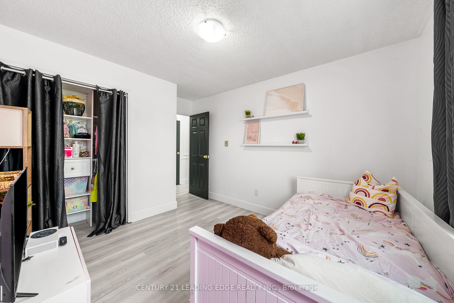 Photo 24 of Unit 502, 131 Taunton Road E, Oshawa, Centennial — HOMEH