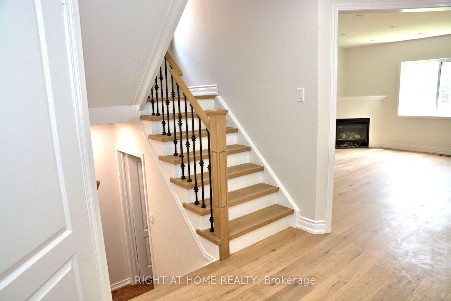 Photo 7 of 255 Marble Place, Newmarket, Woodland Hill — HOMEH