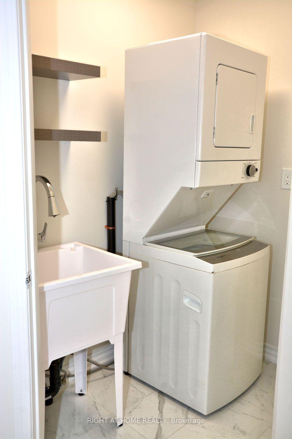 Photo 8 of 255 Marble Place, Newmarket, Woodland Hill — HOMEH