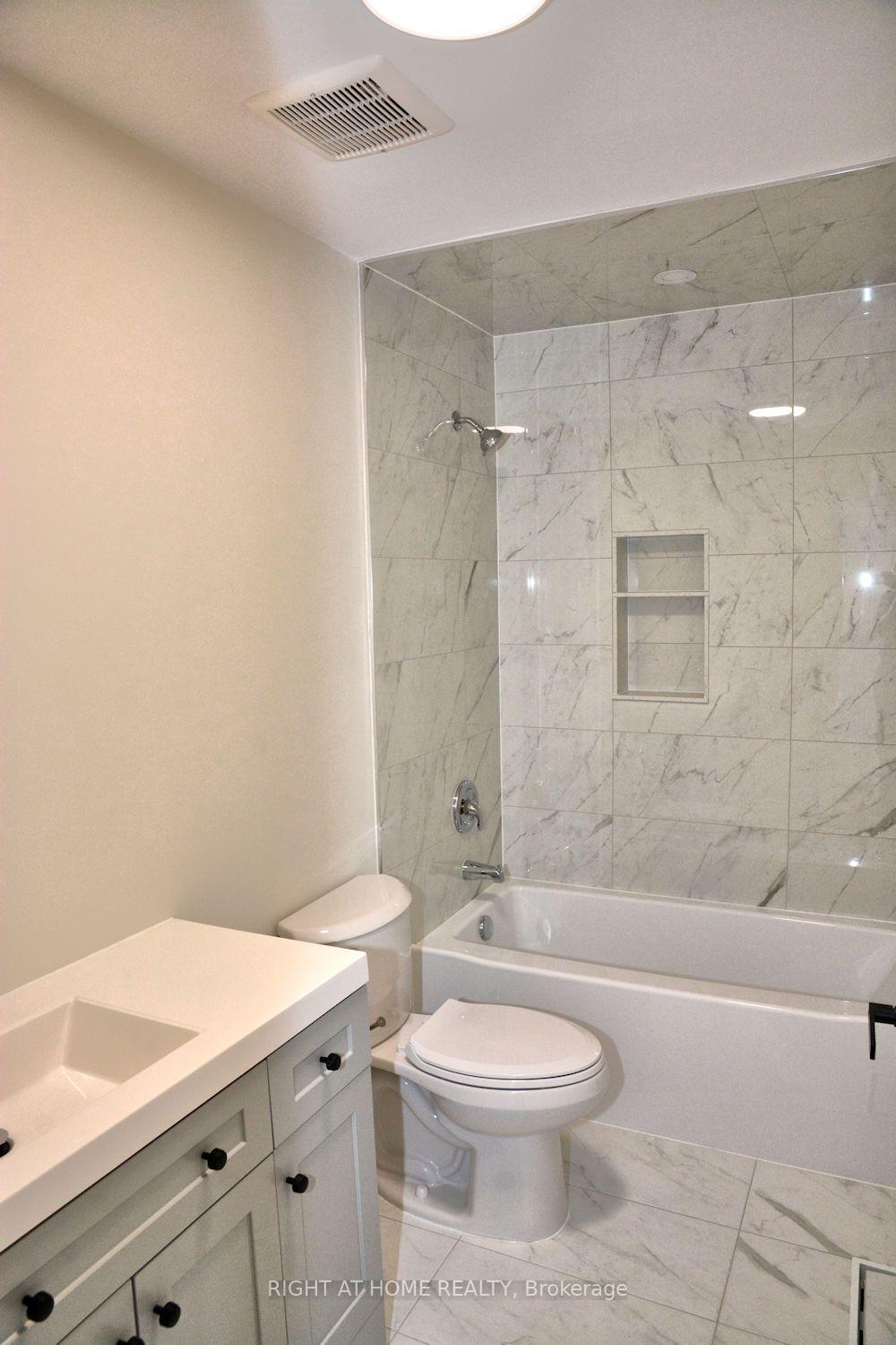 Photo 15 of 255 Marble Place, Newmarket, Woodland Hill — HOMEH