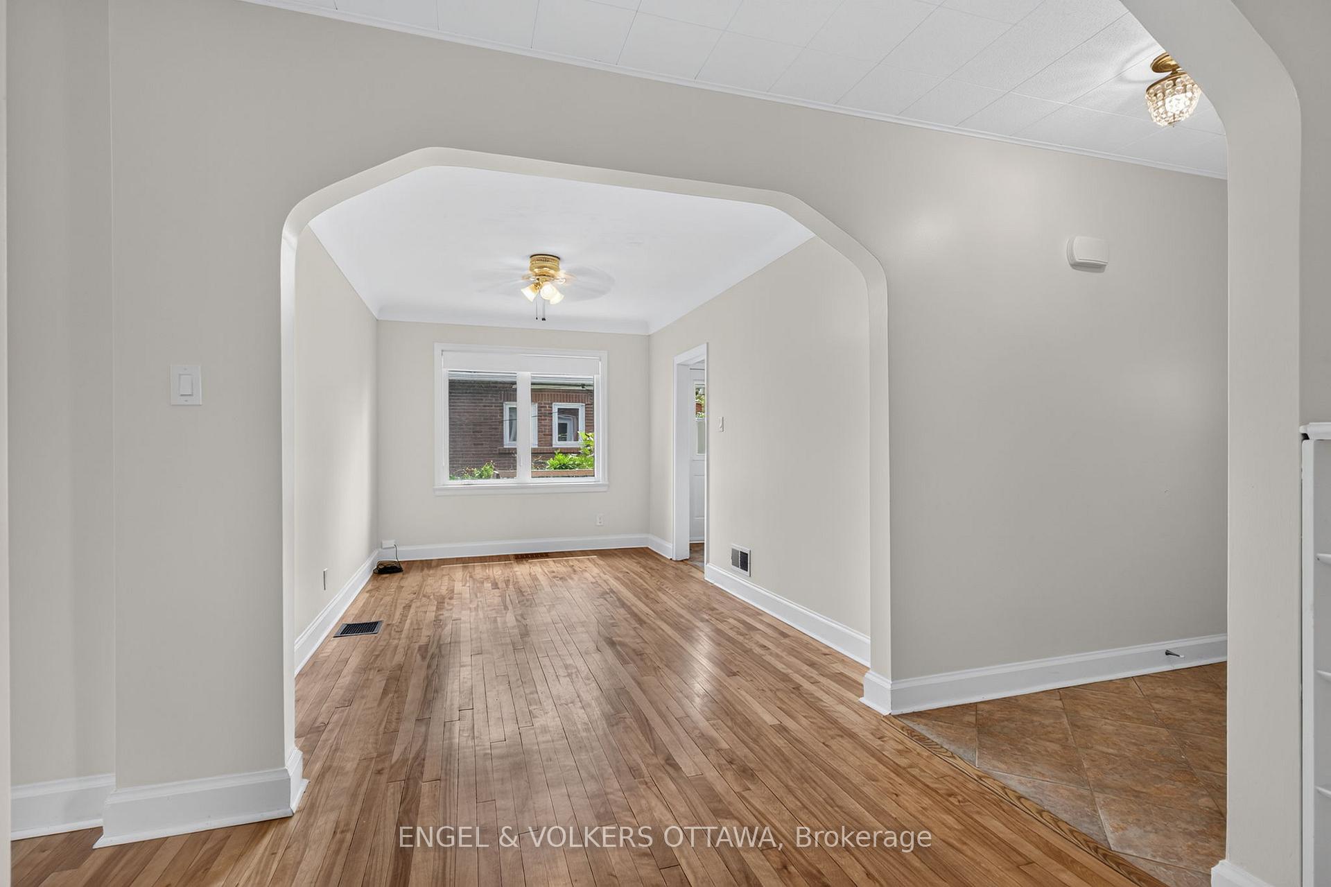 Photo 7 of 2445 Alta Vista Drive, Ottawa, Alta Vista — HOMEH
