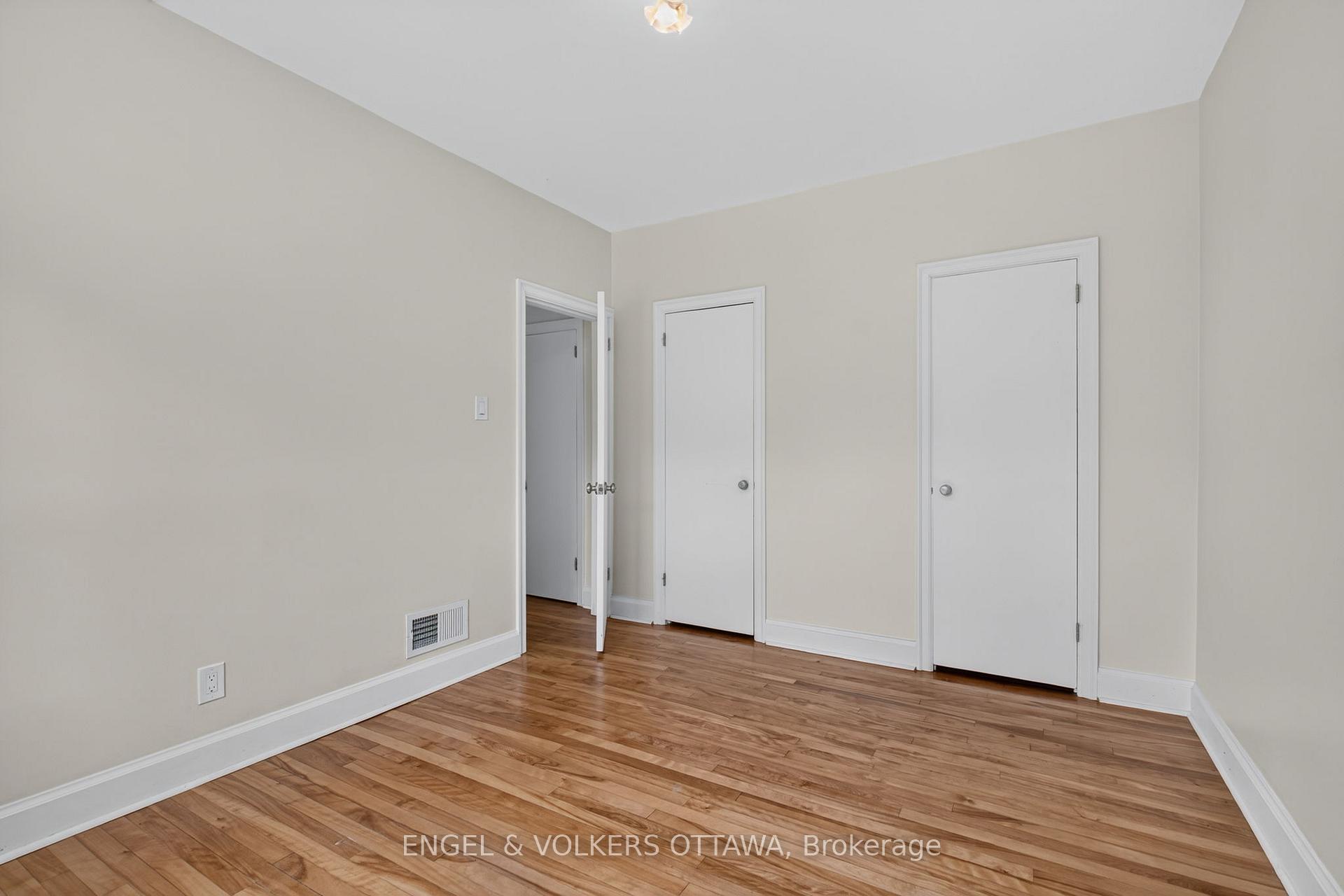 Photo 13 of 2445 Alta Vista Drive, Ottawa, Alta Vista — HOMEH