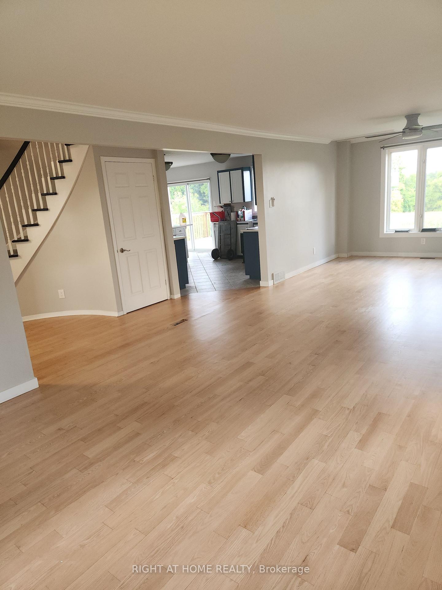 Photo 2 of 4157 Viewbank Road, Ottawa, Barrhaven - Half Moon Bay — HOMEH