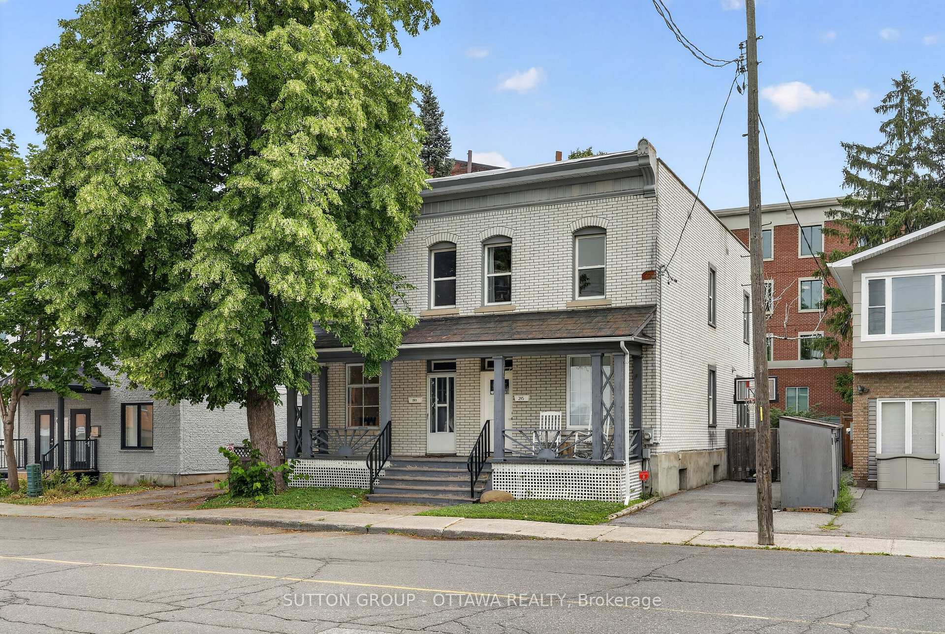 Photo 2 of 293 Olmstead Street, Ottawa, Vanier — HOMEH