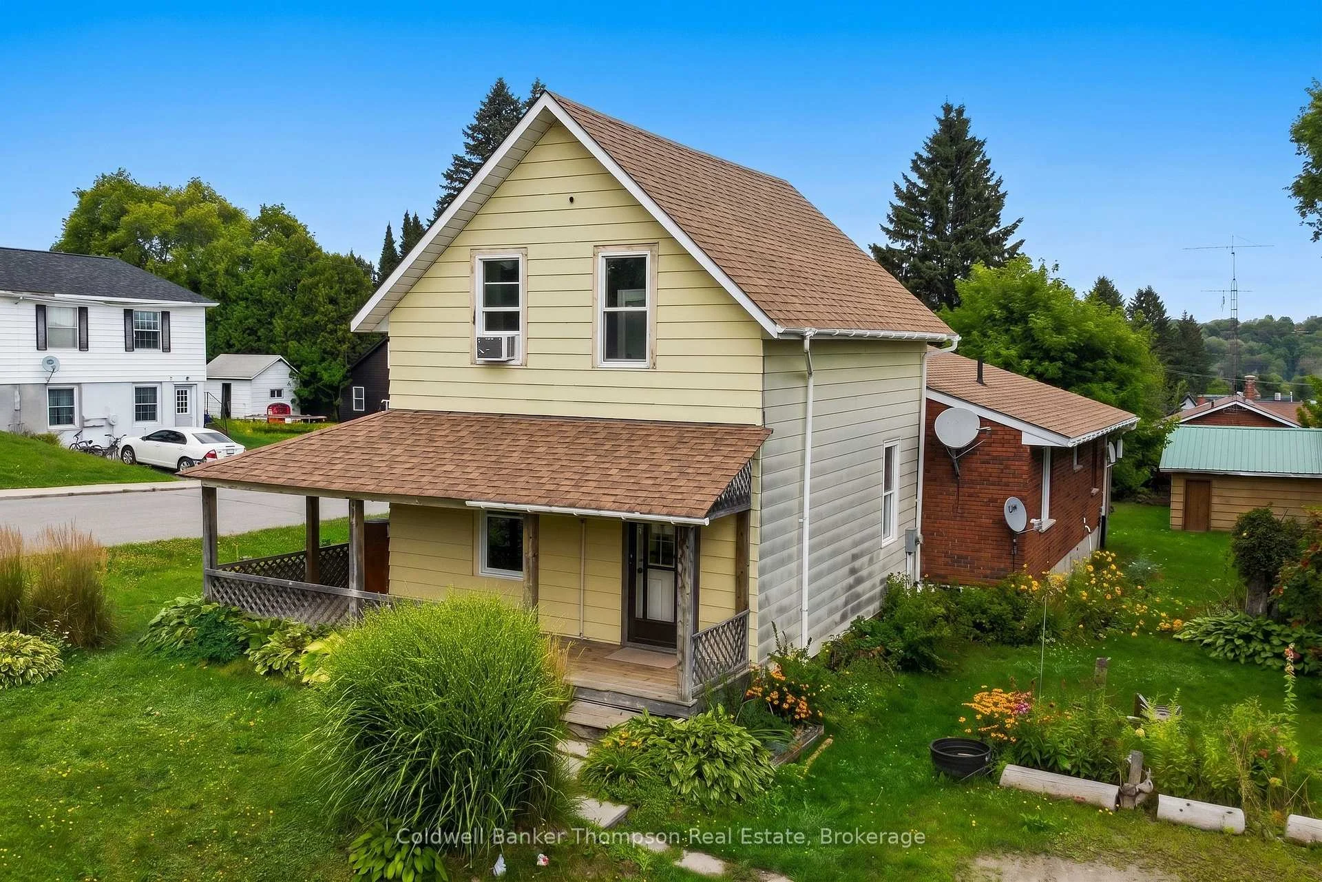 Photo 1 of 138 Main Street, Burk's Falls — HOMEH