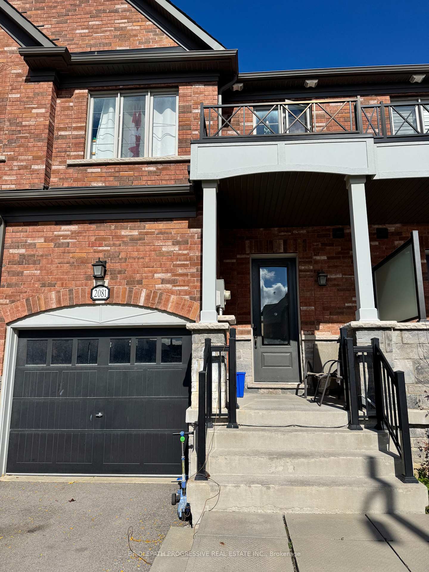 Photo 2 of 2081 Dale Road, Innisfil, Alcona — HOMEH