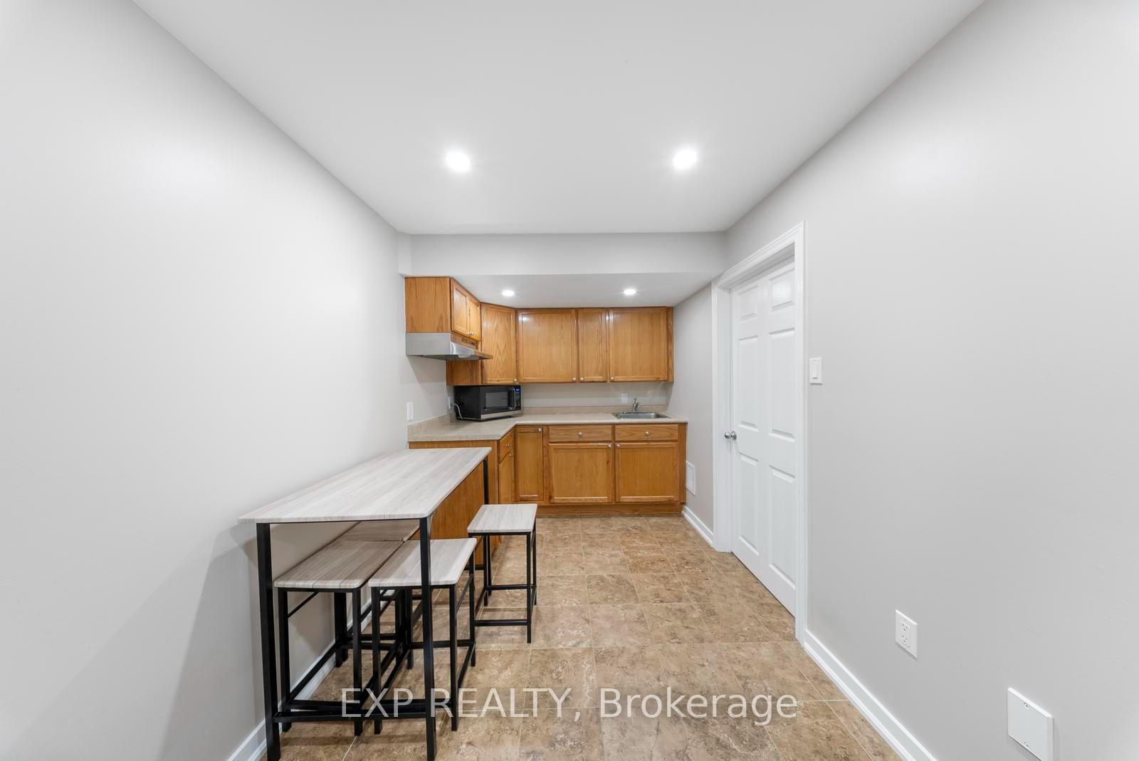 Photo 37 of 717 Megson Terrace, Milton, Willmott — HOMEH