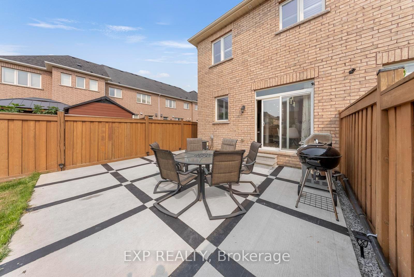 Photo 43 of 717 Megson Terrace, Milton, Willmott — HOMEH