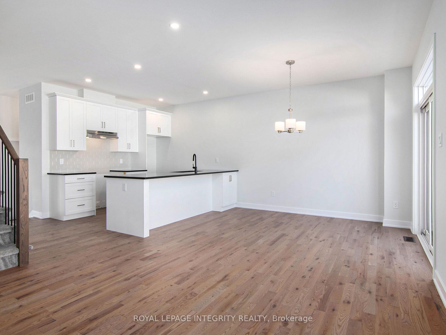 Photo 3 of 6 Morrall Court, Arnprior, Arnprior — HOMEH